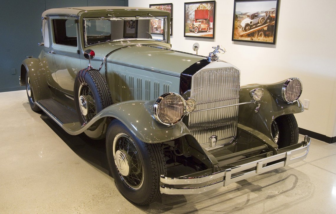1929 Pierce Arrow Model 133 Coupe 