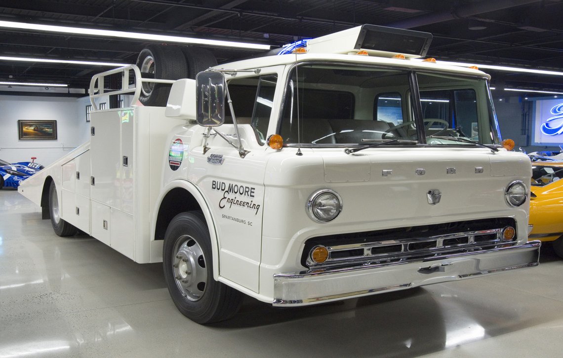 1966 Ford Transporter - Bud Moore