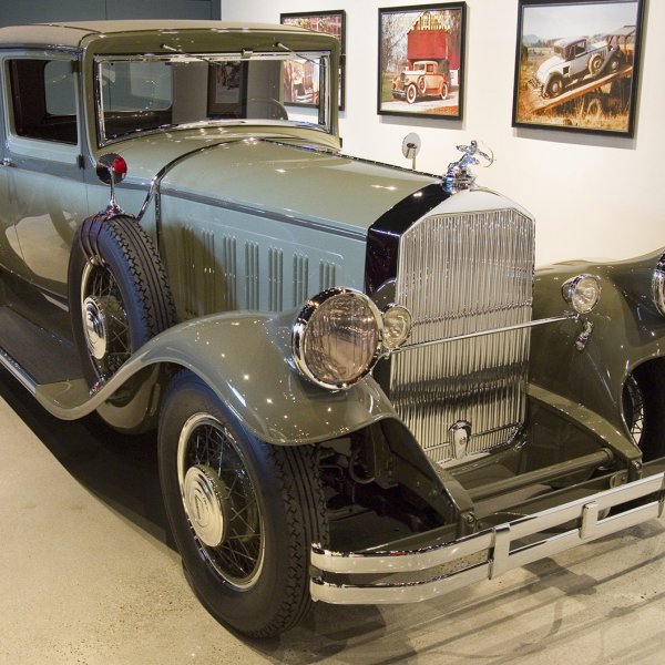 1929 Pierce Arrow Model 133 Coupe 