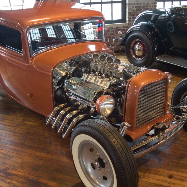 1932 Ford 5-Window Coupe - "Avenger"
